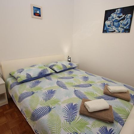 Apartment Luigi 波雷奇 外观 照片