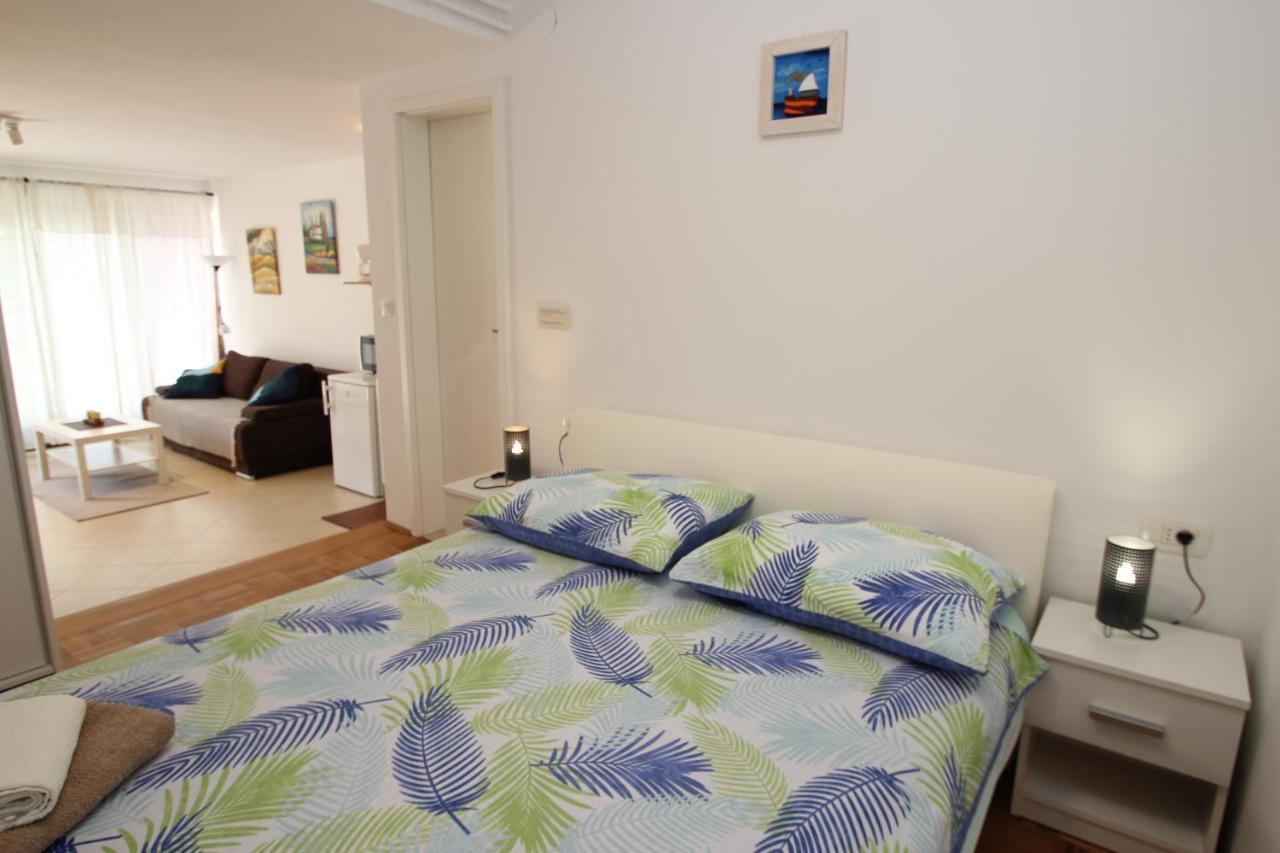 Apartment Luigi 波雷奇 外观 照片
