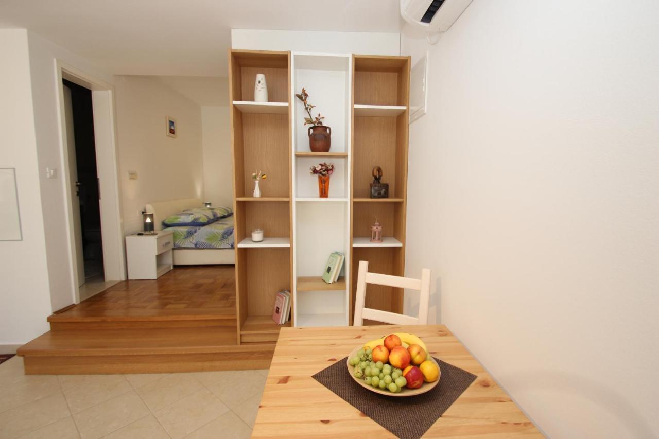 Apartment Luigi 波雷奇 外观 照片